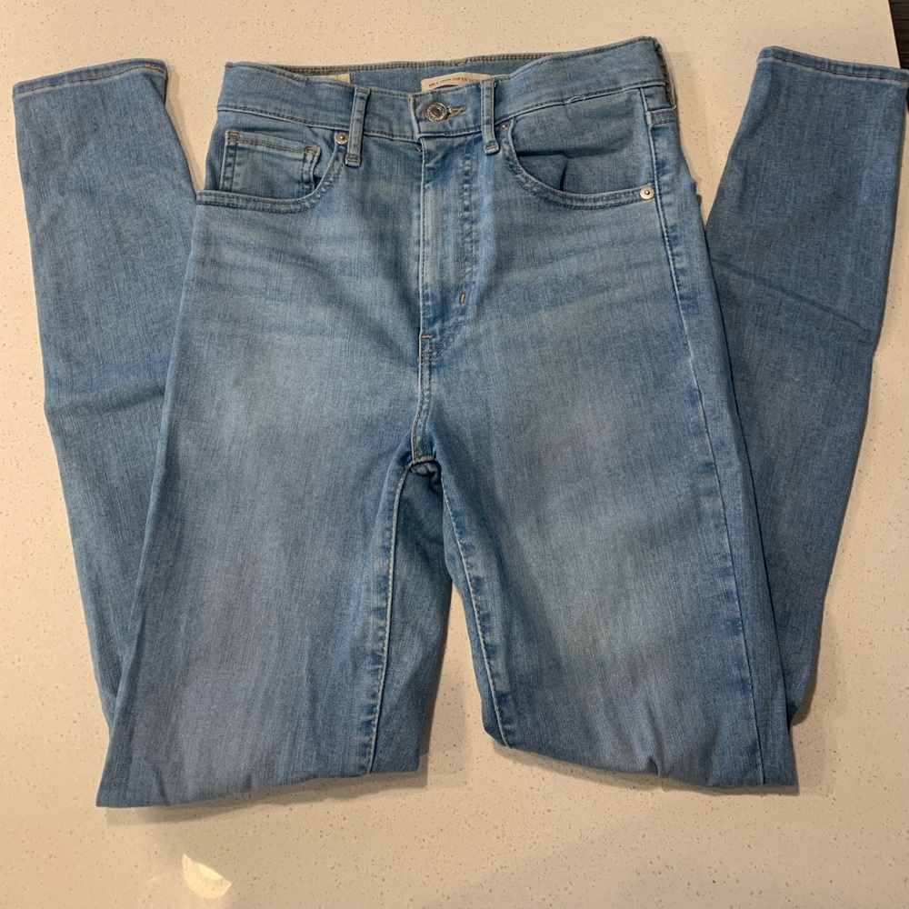 Levi High Rise Skinny Jeans 27 Long